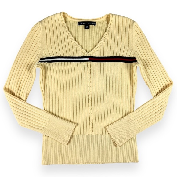 Y2K Tommy Hilfiger Sweater - Picture 1 of 6